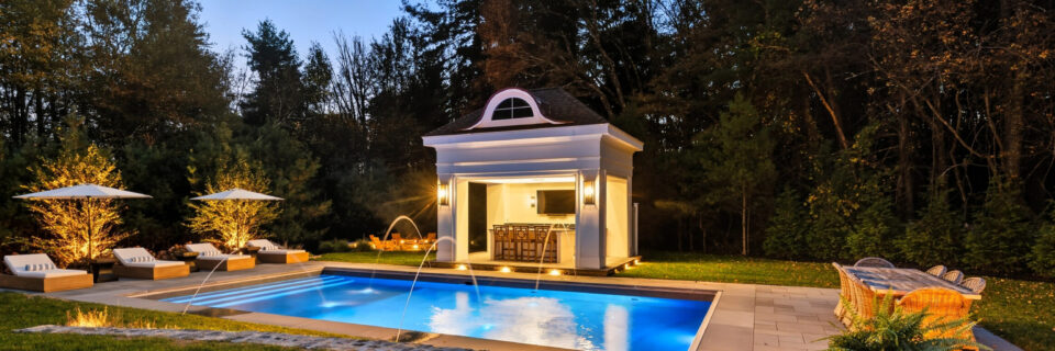 ELEVATED OUTDOOR LIVING